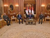 الرئيس السيسى يشهد حفل تكريم الفريق أول عبد المجيد صقر وزير الدفاع السابق.. صور 