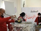 موائد الإفطار وتوزيع الوجبات تتواصل داخل قطاع غزة ضمن حملة هلال الخير