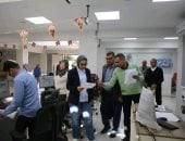 محافظ الوادى الجديد تتفقد منظومة العمل بالمركز التكنولوجى بديوان عام المحافظة