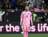 لوس أنجلوس يهزم إنتر ميامي بثلاثية في افتتاح الدوري الأمريكي.. فيديو