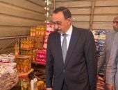 محافظ سوهاج يتفقد معرض أهلاً رمضان وأعمال تطوير نفق الشهيد نبيل فراج بحي غرب