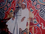 كنوز منسية.. الشيخ على محمود فرج.. وهبه والده للقرآن الكريم.. بشّره الشيخ محمد صديق المنشاوى بمستقبل باهر.. أسماه أهل القرية بلال نسبة لمؤذن الرسول.. وأحيا ليالى شهر رمضان فى عدة دول وكرمه الأزهر الشريف.. صور