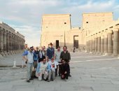 Dan Snow أشهر مقدمى البرامج فى بريطانيا يروج للسياحة بمصر