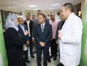 محافظ المنوفية يحيل 12 عاملا بمجمع عيادات أبو بكر الصديق للتأمين الصحي للتحقيق