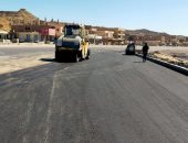 الانتهاء من تطوير طريق الحى الأول والثانى بمدينة أبو زنيمة فى جنوب سيناء