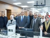 محافظ الإسكندرية يتابع رفع درجة الاستعداد للتعامل مع حالة عدم الاستقرار الجوي