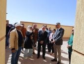 محافظ جنوب سيناء يتفقد محكى الجبيل ومشروع الـ60 منزلا بدويا ضمن خطة التطوير