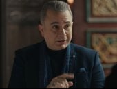 مسلسل على قد الحب الحلقة 6.. مراد يشجع موظفة سرًا ويكتشف مفاجأة عن كريم