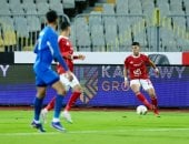 60 دقيقة.. الأهلي يحافظ على تقدمه بهدف أمام سموحة