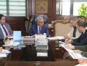 محافظ بنى سويف يعقد اجتماعًا بأعضاء اللجنة التنسيقية لمنظومة التصالح