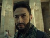 المداح الحلقة 8 على mbc.. حمادة هلال فى ورطة بعد فقد الحجر الثانى من لوح الزمرد