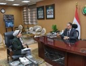 محافظ الشرقية يعلن انتهاء أزمة كوبرى الصاغة.. فتح صفحة جديدة للتواصل مع المواطنين عبر مبادرة "المواطن يسأل.. والمحافظ يستجيب".. وخطة متكاملة لتطوير المحاور المرورية داخل الزقازيق و588 مشروعا خدميا وتنمويا.. صور