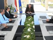 محافظ أسوان: توصيل الخدمات والمرافق لـ40 مصنعًا بالعلاقى