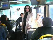 محافظ البحيرة تفاجئ ركاب النقل الداخلى وتستجيب لمطالبهم.. تفاصيل