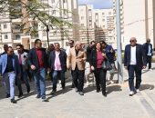 مى عبد الحميد فى جولة ميدانية لمتابعة الإسكان الاجتماعى بالعاشر من رمضان