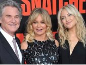 كيت هدسون تكشف قاعدة صارمة من والديها نشأت عليها