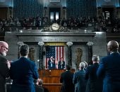 قفوا لتظهروا دعمكم فى وجه الهجرة.. ترامب ينصب فخا للديمقراطيين «فيديو»