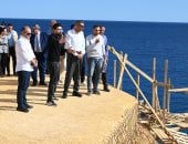 محافظ جنوب سيناء يتفقد مشروعات تنموية وسياحية بشرم الشيخ 