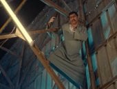 مسلسل فخر الدلتا الحلقة 9.. فخر يُصعق كهربائيا خلال تسلقه لصيانة يافطة إعلانات.. ويفك عقدة الشيف سيد ويصور إعلانه الجديد.. خالد زكى يقرر تثبيت فخر بمرتب 20 ألف جنيه.. تارا تحتفل بتعيينه بسهرة رومانسية فى النيل