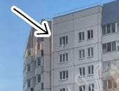 لحظة إنقاذ طفل سقط من الطابق الـ10 فى سانت بطرسبورج بروسيا