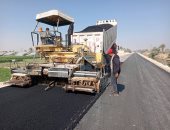 محافظة سوهاج: رصف طريق نزلة علي بالمدينة الصناعية بطول 3.5 كيلو متر