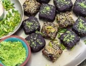 طريقة عمل قوالب الكنافة بالتمر.. جددى فى حلويات رمضان