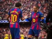 برشلونة ضد فياريال.. البارسا يتفوق بثنائية لامين يامال فى الشوط الأول.. فيديو