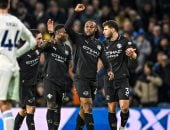 ليدز ضد مان سيتي.. السيتزينز يتفوق بهدف سيمينيو في الشوط الأول