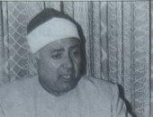 كنوز منسية.. الشيخ محمد محمود عوض.. مدرسة متفردة بعيدة عن التقليد.. نشأ يتيما وتكفل خاله برعايته وتحقيق أمنية والده ووهبه للقرآن.. 2 جنيه جائزة أول مسابقة يخوضها الشيخ.. التحق بالإذاعة عام 1977.. صور