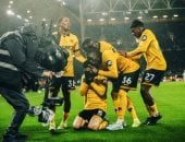 وولفرهامبتون ضد أستون فيلا.. الفيلانز يتلقى هزيمة أمام متذيل البريميرليج