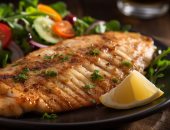 منيو فطار 12 رمضان.. طريقة عمل سمك مشوى بالفرن وأرز بالخلطة