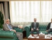 وزير الإنتاج الحربى يبحث موضوعات التعاون ذات الاهتمام المشترك مع SC JOHNSON