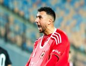 تريزيجيه وزيزو يقتربان من المشاركة أساسيين مع الأهلي أمام المقاولون