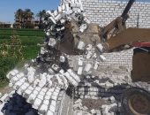 إزالة 6 حالات تعدى على الأراضى الزراعية بمركزى البلينا ودار السلام فى سوهاج