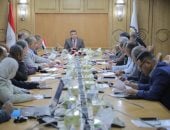 محافظ قنا: حصر شامل لكافة رخص البناء فى جميع المدن والقرى لقياس مستوى الأداء