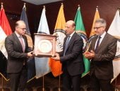 الرقابة المالية تكرم محمد فريد تقديرًا لفترة رئاسته للهيئة قبل توليه حقيبة الاستثمار