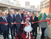 محافظ الجيزة يفتتح مدرستى الأقصى للتعليم الأساسى والرسمية للغات.. تفاصيل