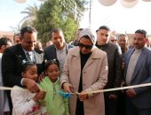 محافظ الوادى الجديد تفتتح مبادرة «أهلاً رمضان» وتشيد بجودة المعروضات