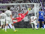 خيتافي يتقدم على ريال مدريد بهدف عالمي في الشوط الأول.. فيديو