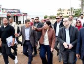 وزيرة الإسكان تتفقد المشروعات الجاري تنفيذها وأعمال التطوير بقرى مارينا