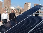 رئيس جامعة بنها يتفقد تنفيذ محطة للطاقة الشمسية الكهروضوئية