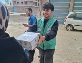نبيل الكاتب الخيرية عضو التحالف الوطنى توزع وجبات جاهزة وكراتين بالبحيرة