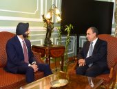 وزير الخارجية يستقبل رئيس مجموعة البنك الدولي