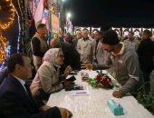 محافظ الوادى الجديد تعقد لقاءً جماهيريًا مع أهالى بلاط