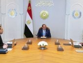 الرئيس السيسى يجتمع برئيس الوزراء ووزيرى الكهرباء والبترول