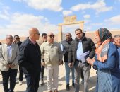 نائب وزيرة الإسكان يتفقد مشروعات الصرف الصحى ضمن مبادرة حياة كريمة بالمنيا