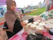 رمضان فى إندونيسيا.. إفطار جماعى وتوزيع وجبات