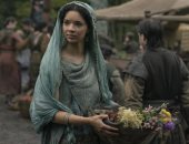 تانزين كروفورد تكشف عن تعرضها للانتقادات بسبب A Knight of the Seven Kingdoms