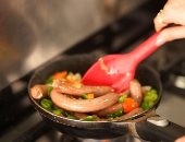 مطبخ ستي.. طريقة عمل طاجن السجق بالخضار.. فيديو