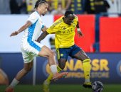 النصر ضد نيوم.. سيماكان يمنح العالمي فوزا قاتلا في الدوري السعودي (فيديو)